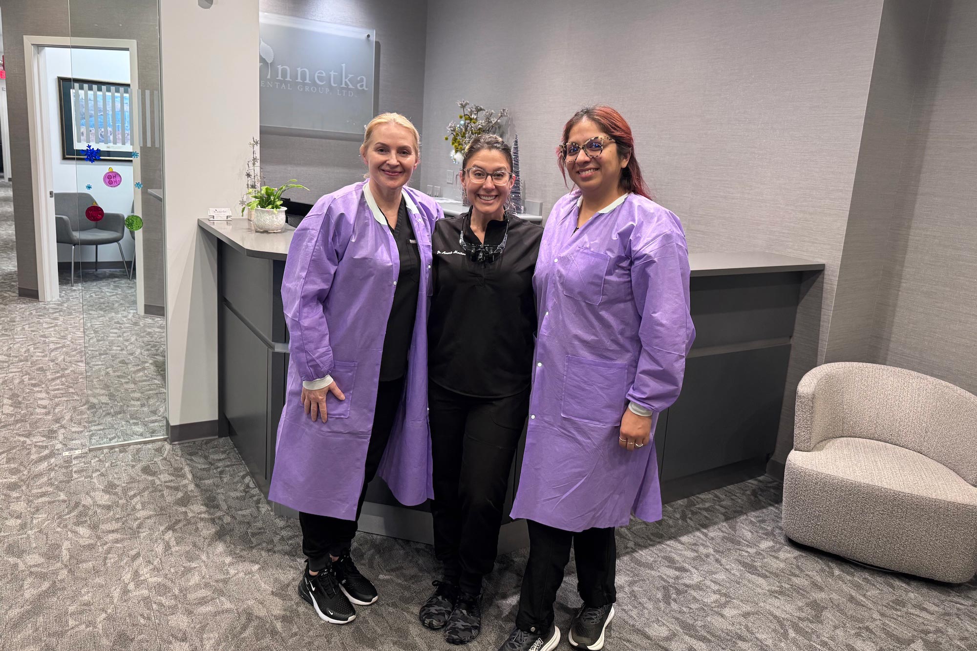 team portrait of winnetka dental group cosmetic dentistry staff